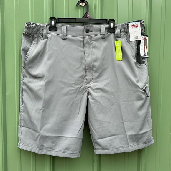 Men's Wrangler Outdoor Performance Lightweight Side Elastic Waist Shorts Size 44 - Picture 2 of 9